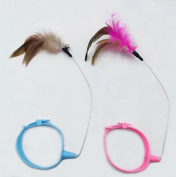 Head-Mounted Cat Feather Wand, Interactive Self-Play Teaser Toy for Indoor Cats