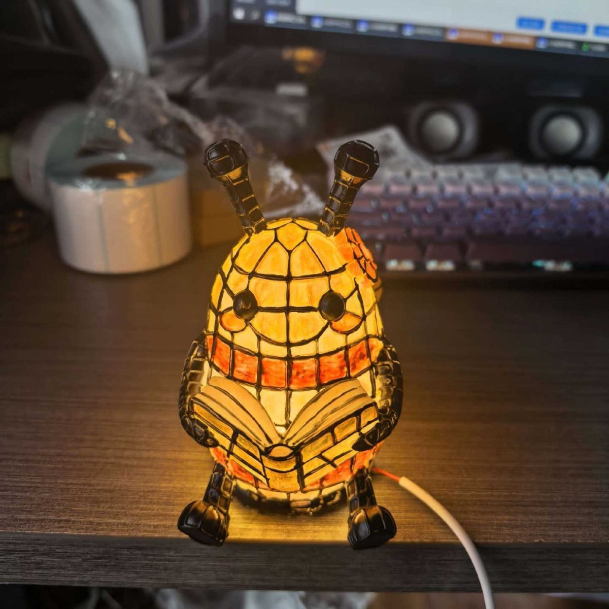 Tiffany-style Halloween pumpkin lamp