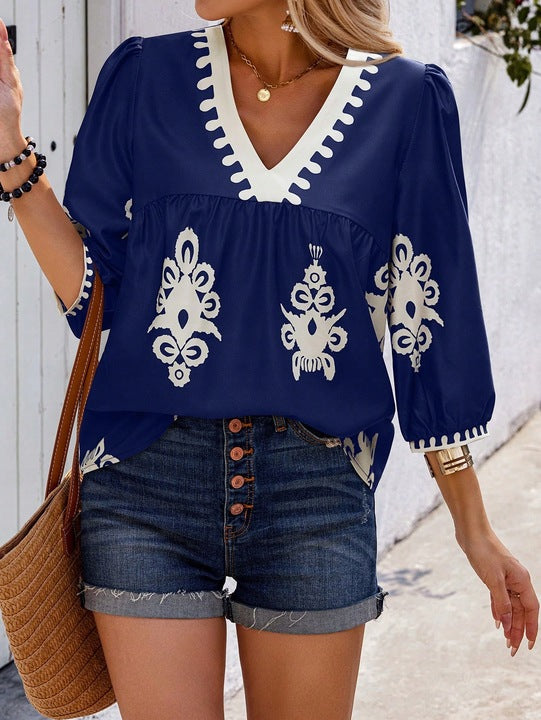 Black And White Ethnic Totem Print V-Neck Bubble Sleeve Top