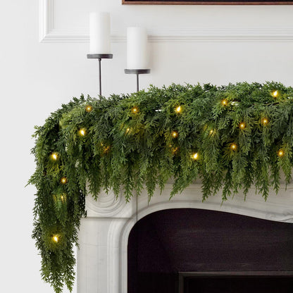 Artificial Cedar Christmas Wreath with Lights