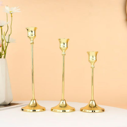 Trumpet-shaped bell candle holder ornament