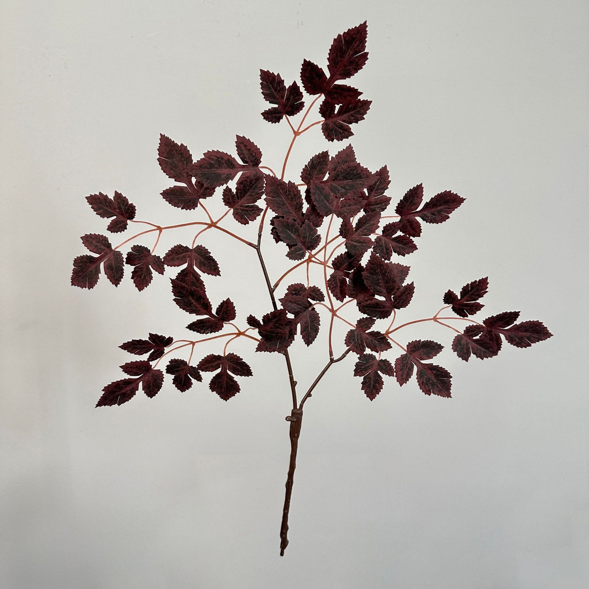 Long-stem artificial "Gratitude Leaf" plant