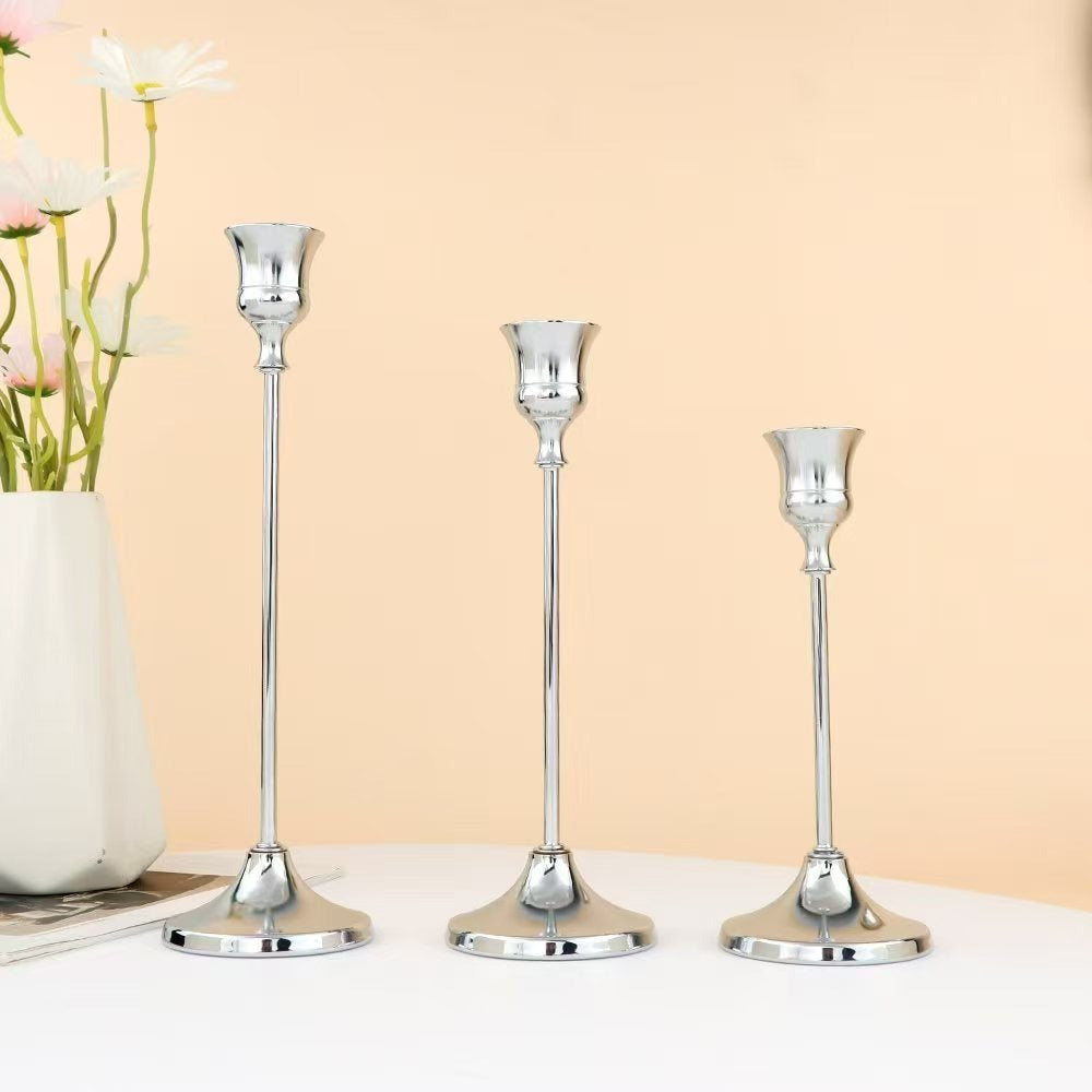 Trumpet-shaped bell candle holder ornament