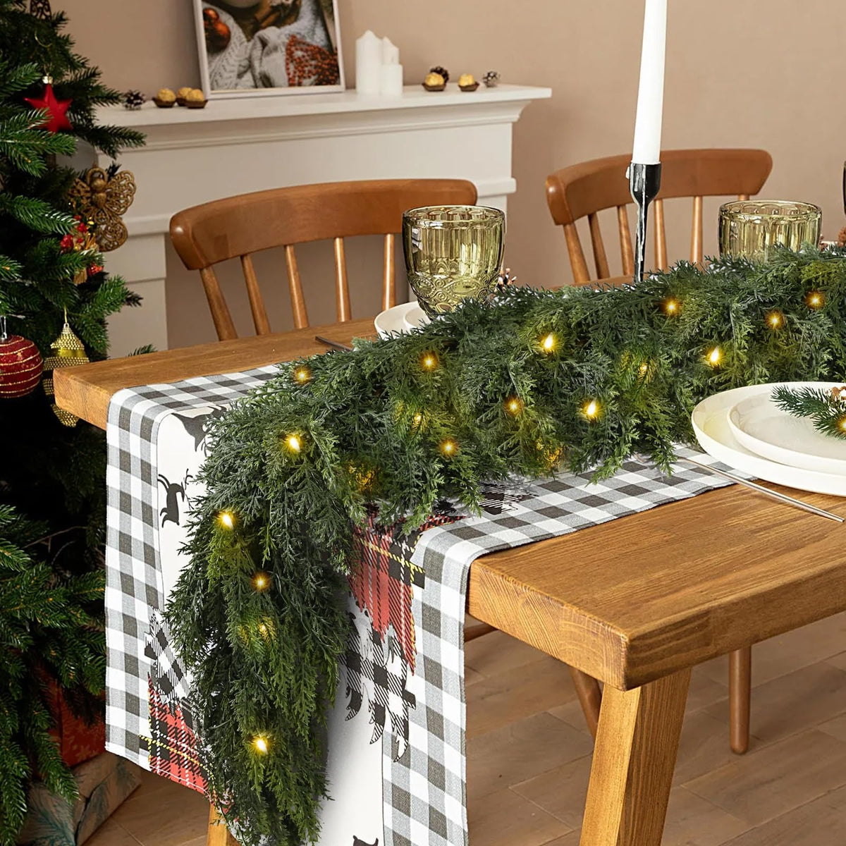 Artificial Cedar Christmas Wreath with Lights